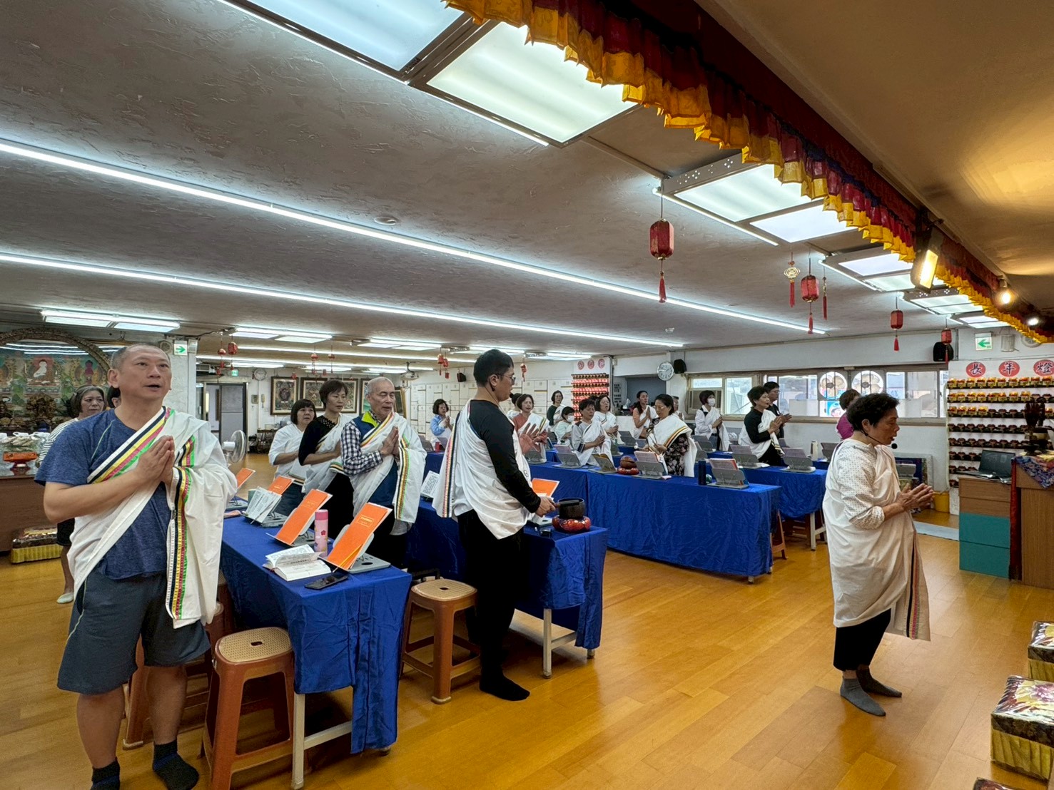 週六共修---讀誦華嚴經第27卷