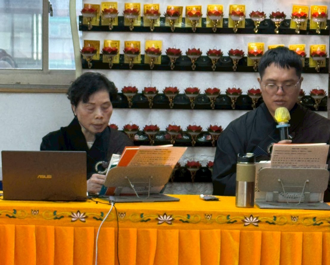 週六共修---讀誦華嚴經第35卷(下)