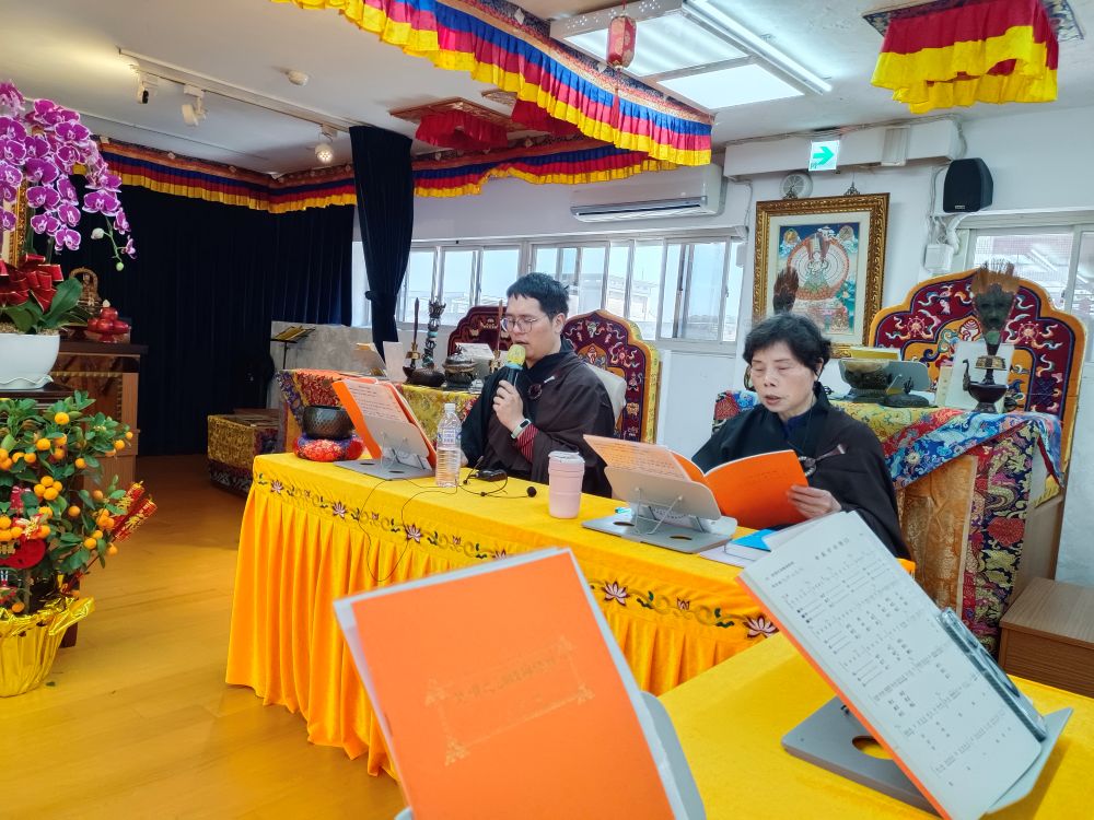 週六共修---讀誦華嚴經第45卷