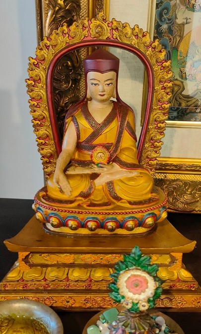 巴思八上師像（佛像）